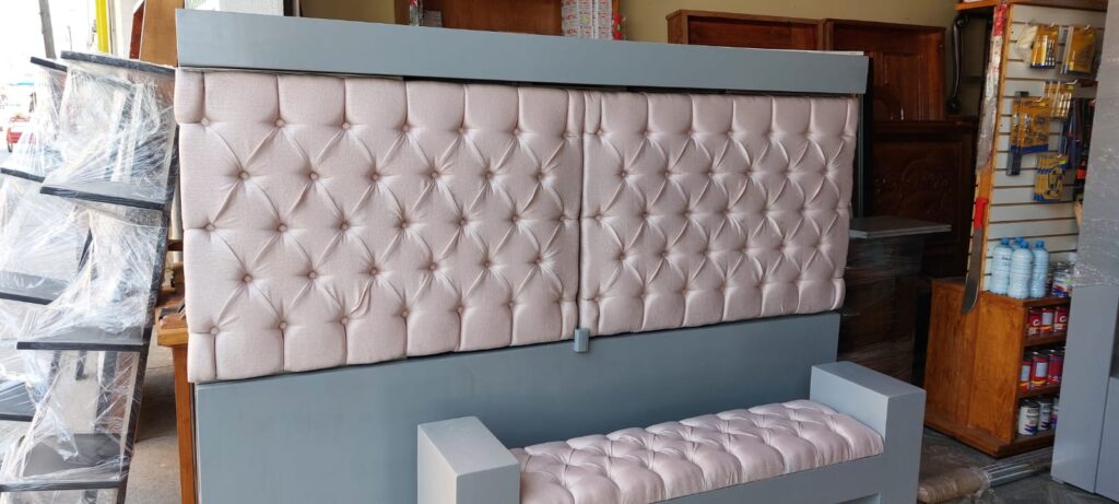 Diseño Moderno
Muebles elegantes que transforman tu espacio vital.
